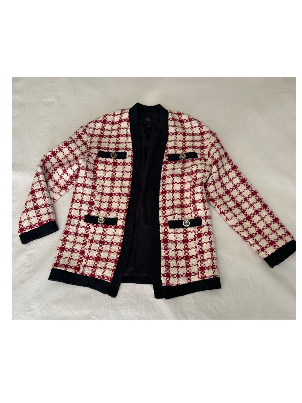 River Island Red & White Bouclé Oversized Cardigan. 4/6 - Picture 5 of 10